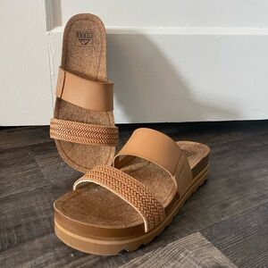 Reef Cushion Vista Slide Sandals